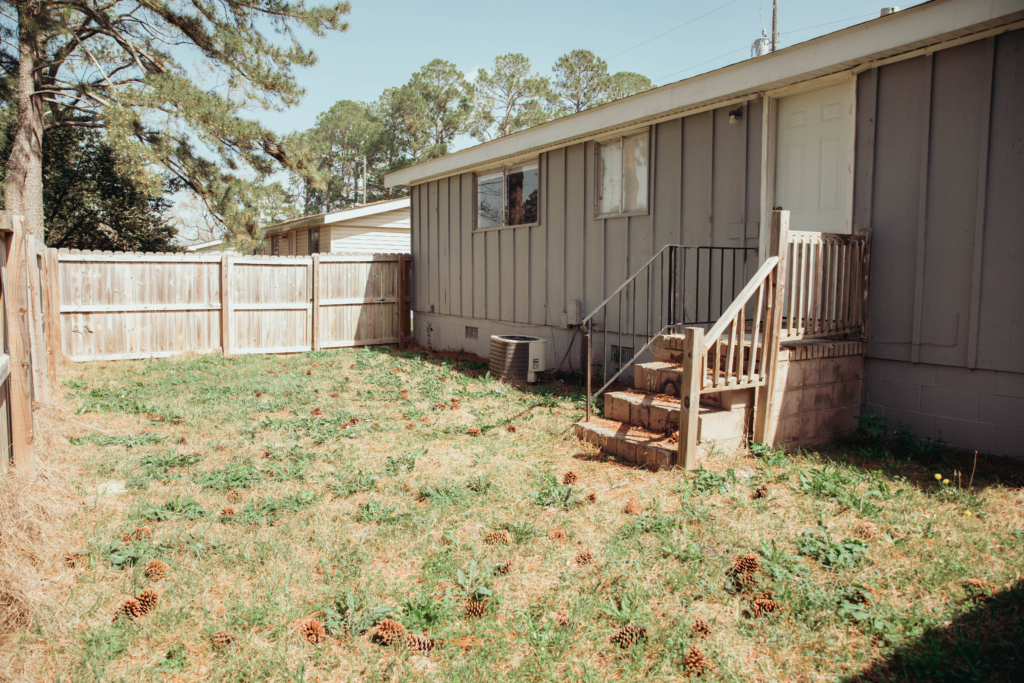 3 bed unit private backyard